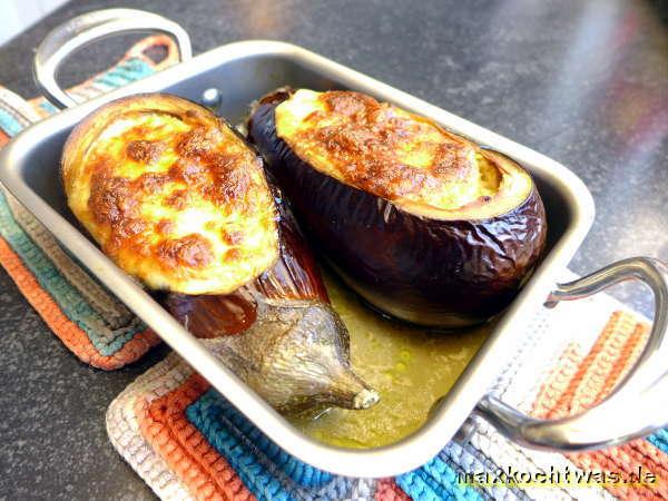 Aubergines farcies à la mozzarella