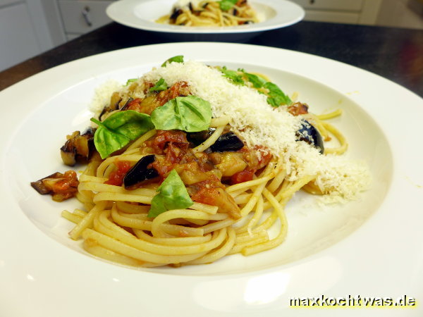 maxkochtwas - Spaghetti mit Auberginen und Tomaten