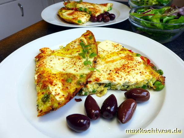 Bunte Frittata mit Blattsalat