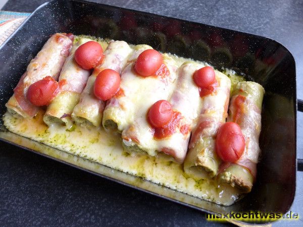 Cannelloni mit Tomaten und Basilikum-Frischkäse