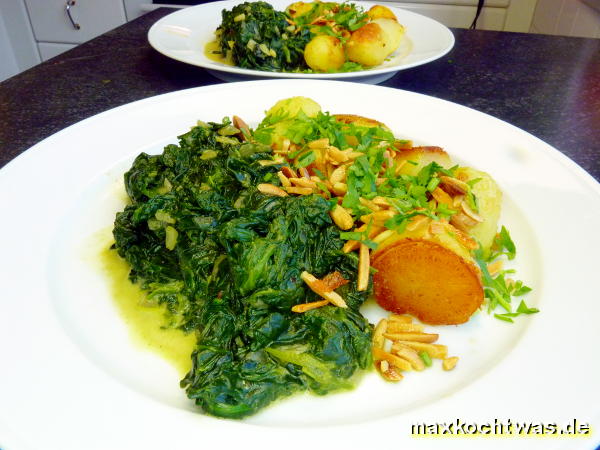 Curry-Spinat mit Mandel-Kartoffeln