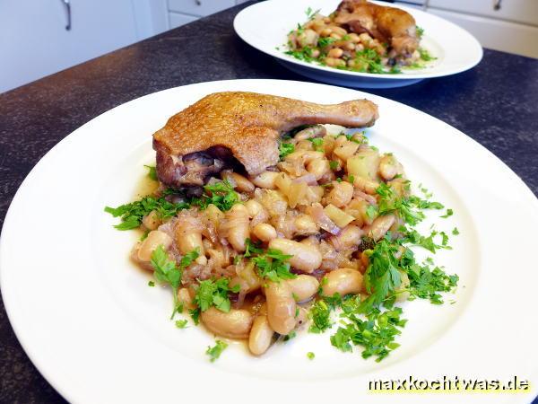 Entenkeulen mit Weissen Bohnen und Äpfeln