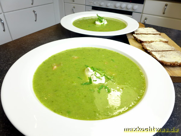 Erbsen-Salat-Suppe