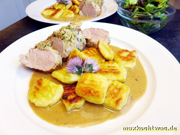 Überbackenes Schweinefilet mit Zwiebel, Pecorino, Schnittlauch und Gnocchi