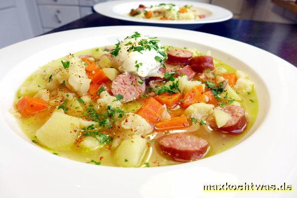 Gemüsesuppe mit Räucherenden