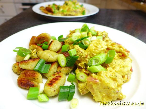 Schweinegeschnetzeltes mit Banane und Kokos