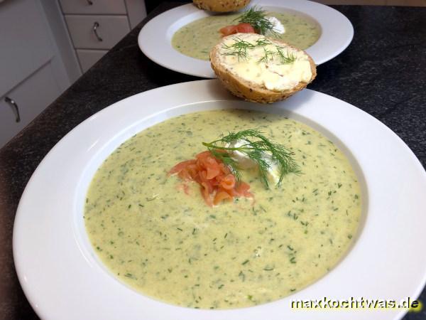 Gurkencremesuppe mit Lachs