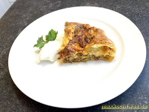 Hackfleisch-Oliven-Torte