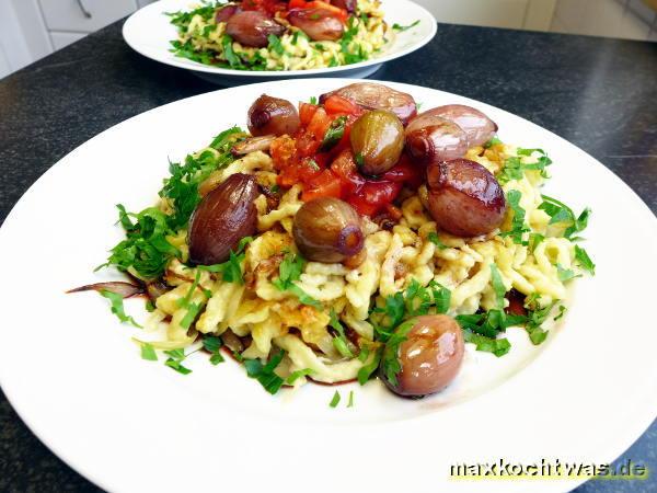 Käsespätzle mit Portwein-Schalotten