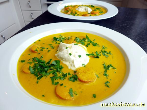 Karottensuppe mit Ricotta-Obers