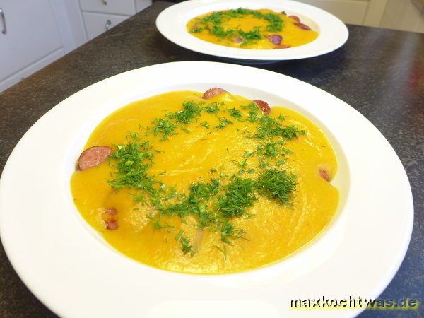 Kartoffel-Möhren-Suppe -  Eine Fertigsuppe warm machen, ist ein ganz klein weniger kompliziert!