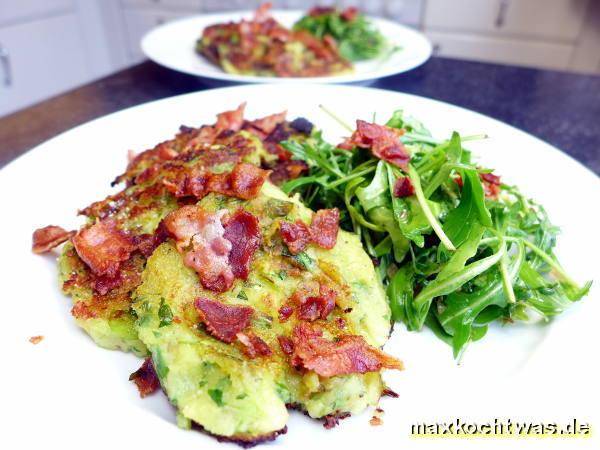 Kartoffelküchlein mit Rucola und Speck