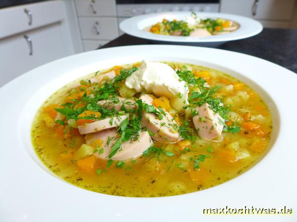 Kartoffelsuppe mit Fleischwurst