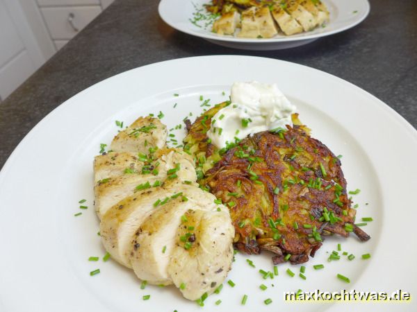 Pastinakenrösti mit Kürbiskernen und Hähnchenbrust