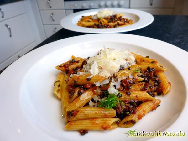 Penne mit Linsen-Gemüsesugo