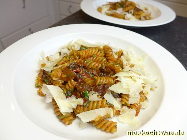 Penne, Tomaten, Getrocknete Steinpilze