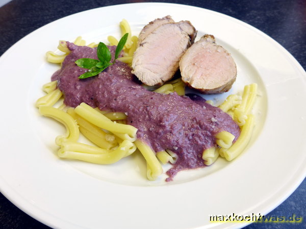 Rotwein-Creme-Sauce