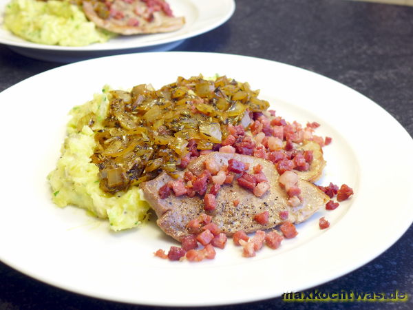 Speckschnitzelchen mit Oliven-Stampf