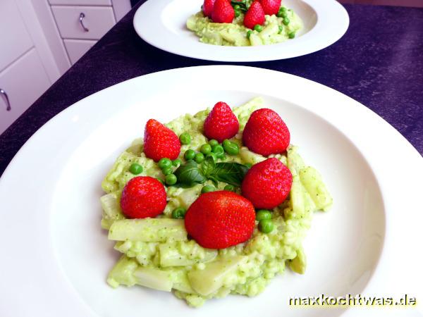 Spargelrisotto mit Erbsenschmand