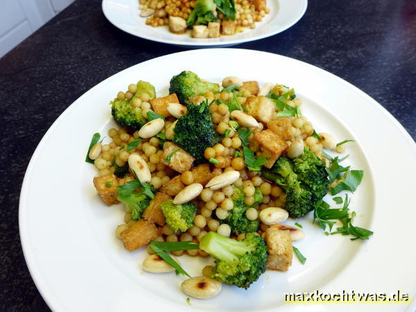 Tofu-Brokkoli-Pfanne mit Cashewkernen